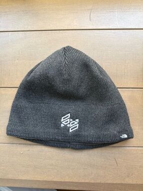 The North Face Men’s Dark Gray Knit Beanie with White Embroidery